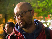 Журналиста Илью Азара арестовали на 15 суток за одиночный пикет