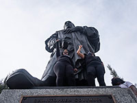 В  Колумбусе снесен памятник Колумбу:  на очереди переименование города
