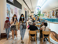 Владельцы торговых центров объявили о работе в шаббат, несмотря на запрет правительства