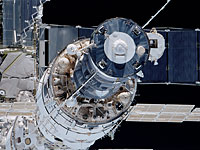 Утечка воздуха на МКС. Экипаж изолировался в российском модуле