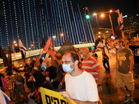 В Иерусалиме и Кейсарии проходят акции протеста против пребывания у власти Нетаниягу
