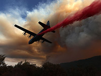 Трамп объявил территорию Калифорнии, охваченную лесными пожарами, зоной бедствия