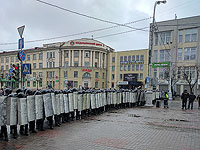 ОМОН разогнал акцию протеста на площади Независимости в Минске