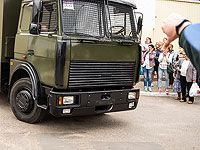 Очередная  акция протеста в Минске: резиденцию Лукашенко охраняют бронетранспортеры