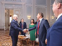 Лукашенко дал обширное интервью: "Только я способен защитить Беларусь"