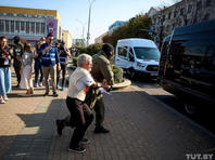 В Минске начался очередной женский марш; силовики задерживают участниц