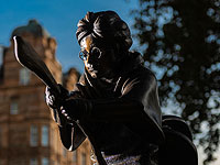 В Лондоне открыли памятник Гарри Поттеру