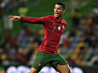 Во время матча Португалия - Испания ограбили дом Криштиану Роналду