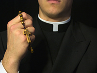 Во Франции задержан священник, подозреваемый в десятках изнасилований несовершеннолетних