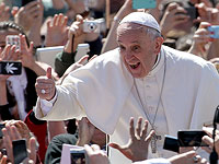 Папа Римский Франциск призвал распространить гражданские браки на однополые пары
