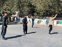 Афганские полицейские на месте теракта в Кабульском университете. Кабул, Афганистан, 2 ноября 2020 года