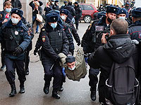 Полиция разогнала  несанкционированный "русский марш" в Москве
