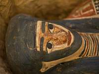 Внутри мумии египетской девочки найден амулет из кальцита