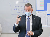 Министр здравоохранения Эдельштейн после прививки от коронавируса: "У меня не вырос хвост"