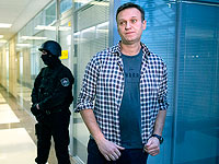 ФСИН подтвердила, что Навальный объявлен в розыск, и пообещала принять меры для его задержания
