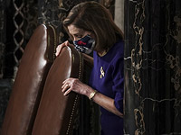Спикер палаты представителей США Нэнси Пелоси в Капитолии. 6 января 2021 года