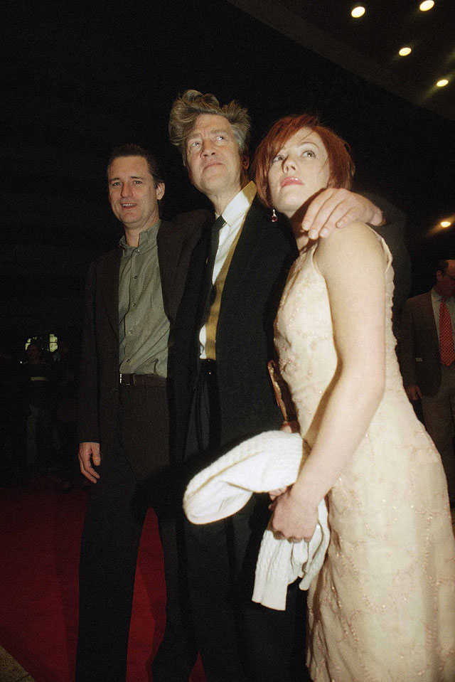 С актерами Биллом Пульманном (слева) и Наташей Грегсон Вагнер (справа). 1997 год
