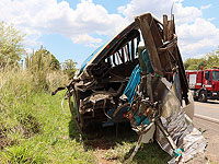 Жертвами столкновения автобуса и грузовика в Камеруне стали более 50 человек