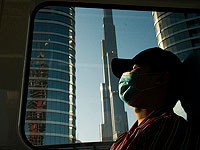 В ОАЭ ужесточают карантин, несмотря на лидерство по вакцинации