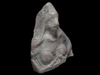 Миниатюрная глиняная фигурка женщины