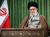 Верховный лидер Ирана Али Хаменеи