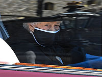 Королева Елизавета покидает Букингемский дворец