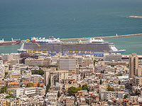 Впервые после начала пандемии: один из крупнейших лайнеров в мире зашел в порт Хайфы. ФОТО
