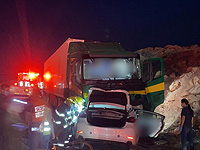Столкновение грузовика и легкового автомобиля произошло на 90-м шоссе
