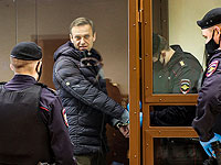 Навальный попросил привлечь его к рассмотрению в суде иска против ФБК