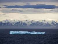 От Антарктиды откололся один из крупнейших в истории айсбергов