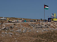 Боевики "Хизбаллы" установили флаги на разделительном заборе