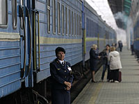 Пассажир поезда Рахов &#8211; Киев скончался, упав с верхней полки