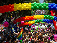 В Тель-Авиве проходит "Парад гордости" представителей ЛГБТ-общины