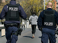 На юго-востоке Германии вооруженный ножом злоумышленник напал на прохожих