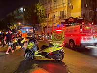 Столкновение мотоциклиста и велосипедиста в Холоне, тяжело травмирован мужчина