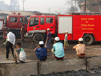 Жертвами пожара на фабрике в Бангладеш стали не менее 40 человек