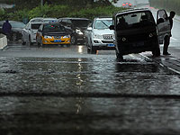 Наводнения в Китае, 100000 эвакуированных