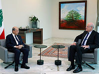 Президент Ливана Мишель Аун (слева) и политик и предприниматель Наджиб Микати (справа)