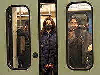 В России обсуждают идею создания "женских" вагонов метро