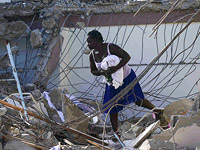 Власти Гаити подтверждают гибель более 1400 человек в результате землетрясения