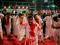 Кровавый праздник Ашура в мусульманской Азии. Фоторепортаж