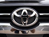 Toyota останавливает производство на японских заводах из-за нехватки чипов