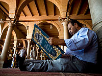 Из египетских мечетей предписано изъять нежелательные книги