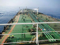 СМИ: первый иранский танкер с топливом для Ливана пришел в Сирию