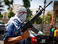 В Дженине празднуют побег Зубейди и других террористов из израильской тюрьмы