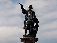 Статую Колумба в Мехико заменят на статую индейской женщины