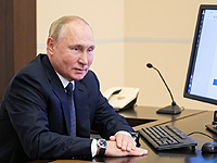Путин на онлайн-выборах в Госдуму: у него нет телефона, а на часах неверная дата