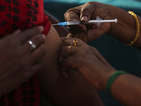 Индийская ДНК-вакцина ZyCoV-D против коронавируса: плюсы и минусы