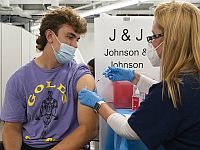 Эксперты FDA дали рекомендацию разрешить вторую прививку Johnson & Johnson против COVID-19