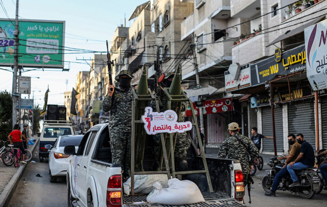 "Бригады Аль-Кудса" провели "парад" в Газе после полной мобилизации. Фоторепортаж